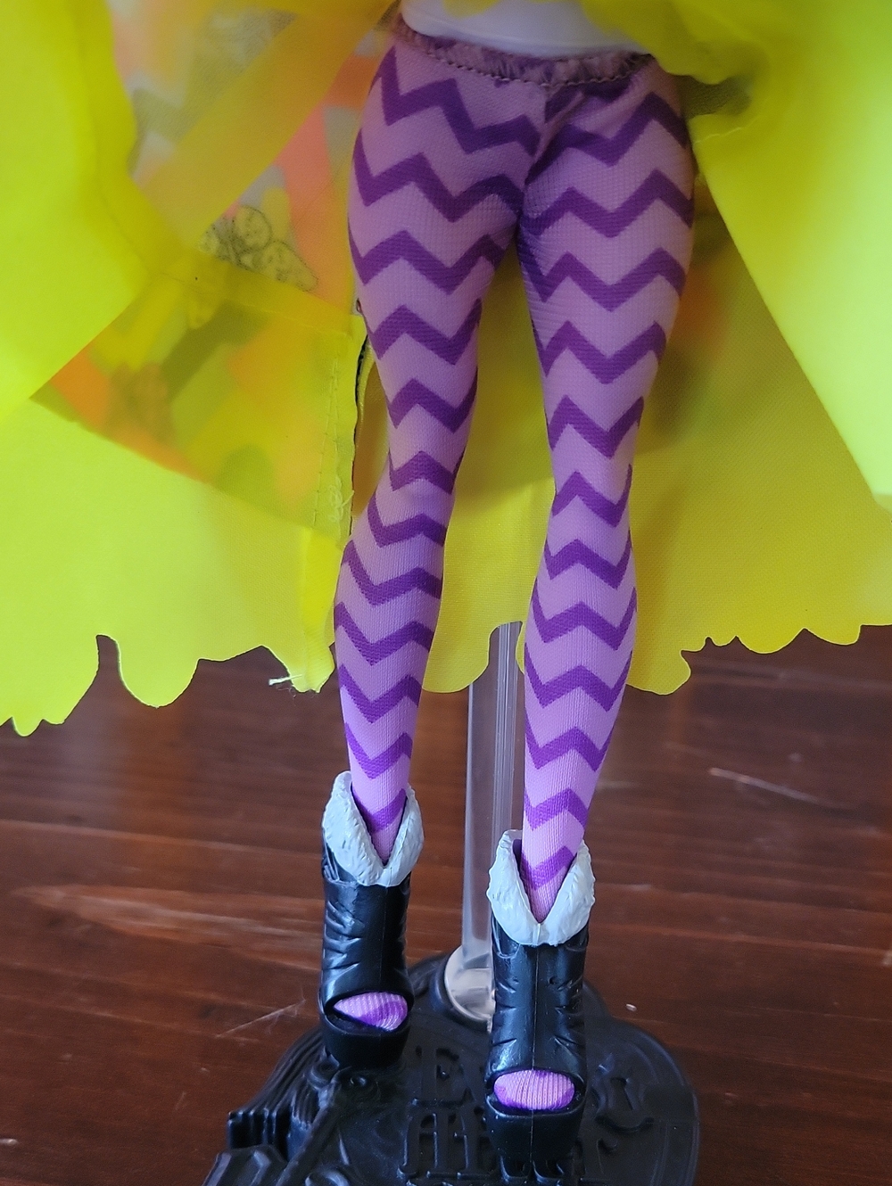 Kitty Cheshire With Her Origin Story Book! Ever After High - Picture 9 of 9